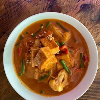 Lunch Panang Curry Salmon
