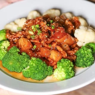 Lunch Pineapple Sesame Chicken
