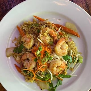 Lunch Singapore Noodles